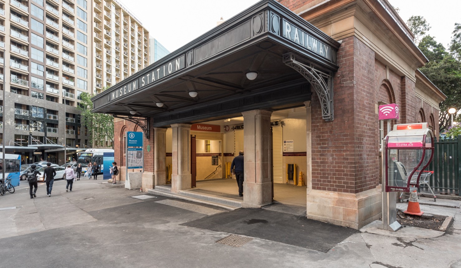 DesignInc Sydney - Museum Station